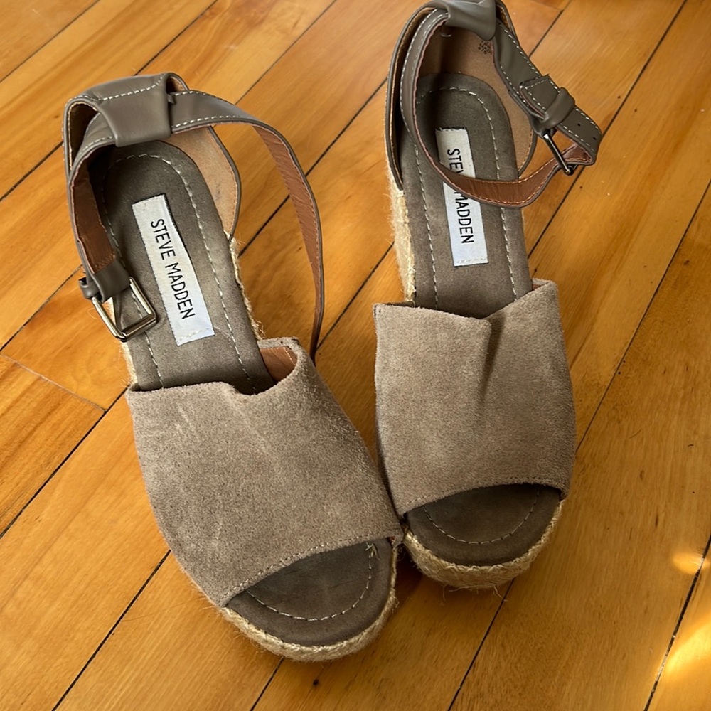 Steve Madden espadrille wedge